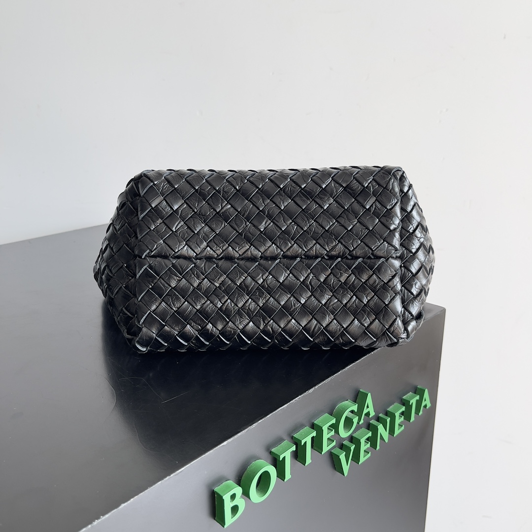 Bottega Veneta Shopping Bags